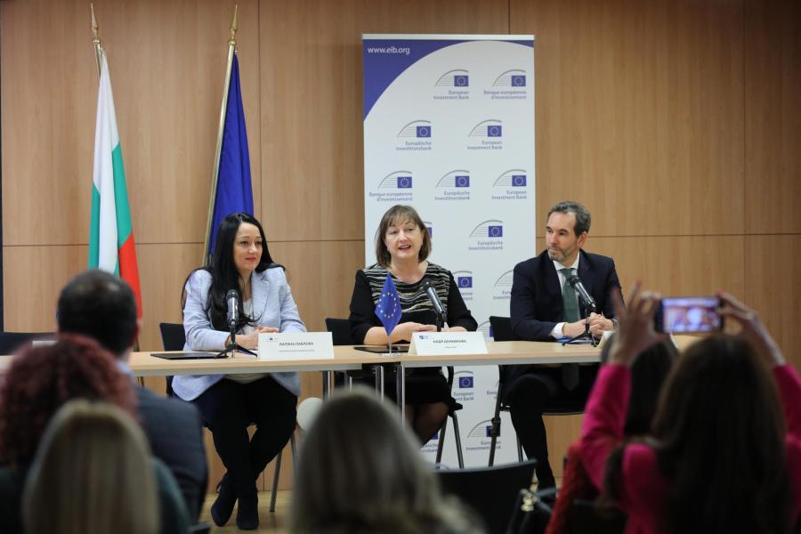 Katerina Hapsali, EIB